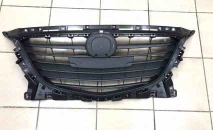 Решетка радиатора для Mazda 3 (Мазда) 2013-2016 BHN150712A